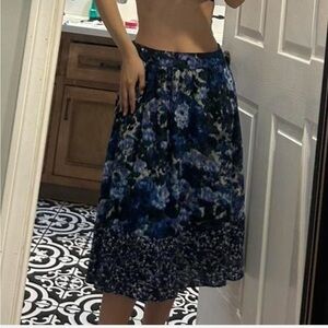 Elegant Blue Floral Women's Skirt